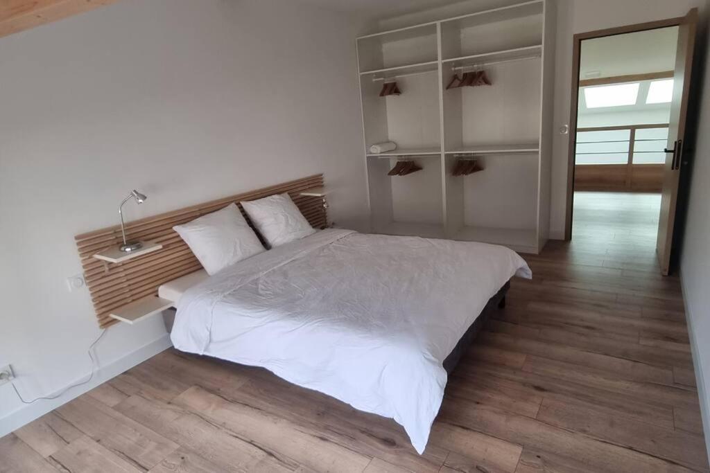 Maison De Ville Toute Equipee Fronton Zewnętrze zdjęcie
